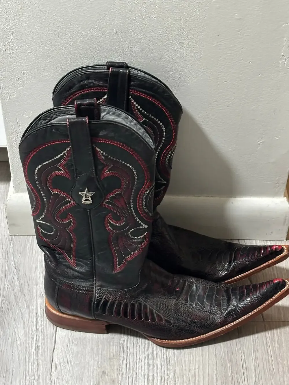 Los Altos Genuine Ostrich Leg Cowboy Boots Black Cherry Men’s 9 EE Snip Toe